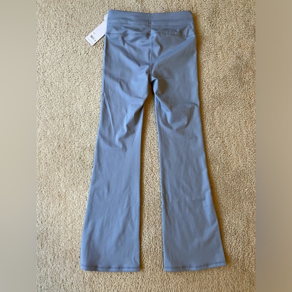 NWT Yogalicious Lux Dianna 7/8” Flare Pants - Picture 3 of 5